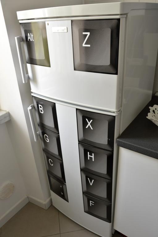 Coolor Holiday And Business Rentals Салерно Екстериор снимка
