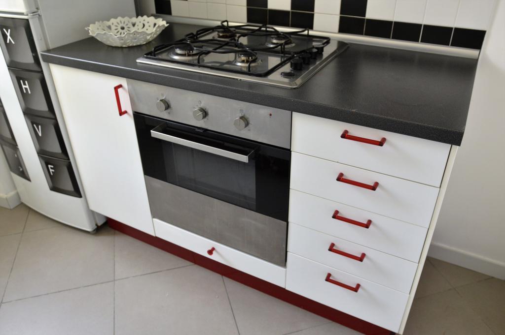 Coolor Holiday And Business Rentals Салерно Екстериор снимка